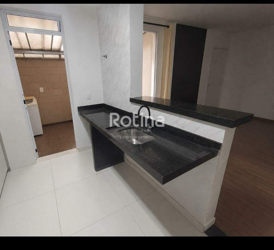 Apartamento à venda, 2 quartos em Uberlândia no bairro Chacaras Tubalina e Quartel no valor de R$ 210.000,00 - Rotina Imobiliária: 