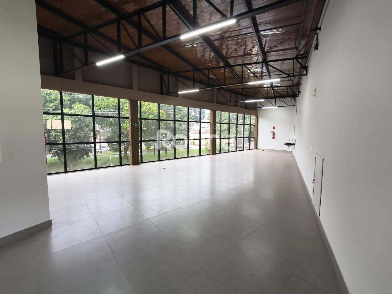 Loja para alugar, em Uberlândia no bairro Tubalina no valor de R$ 5.000,00 - Rotina Imobiliária: 