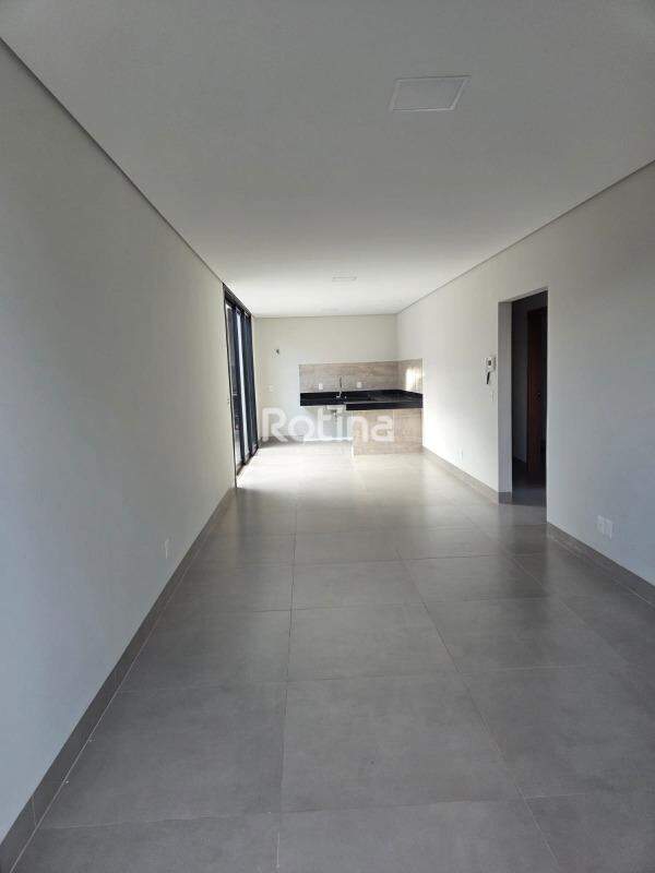 Casa à venda, 3 quartos em Uberlândia no bairro Umuarama no valor de R$ 875.000,00 - Rotina Imobiliária: 