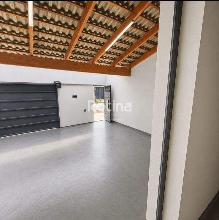 Casa para alugar, 2 quartos em Uberlândia no bairro Novo Mundo no valor de R$ 3.200,00 - Rotina Imobiliária: 