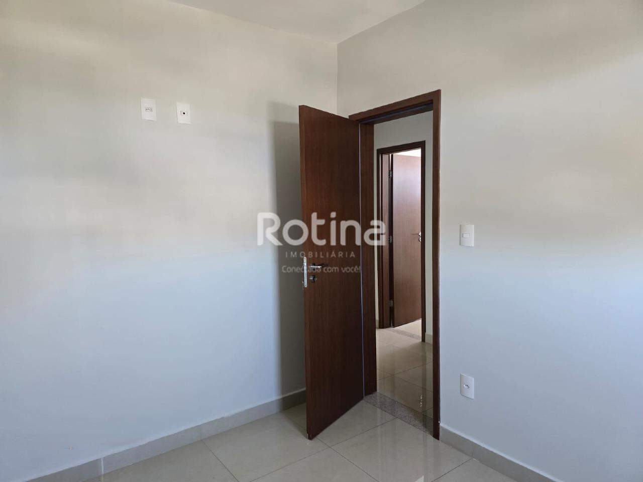 Apartamento para alugar, 2 quartos em Uberlândia no bairro Santa Mônica no valor de R$ 2.600,00 - Rotina Imobiliária: 