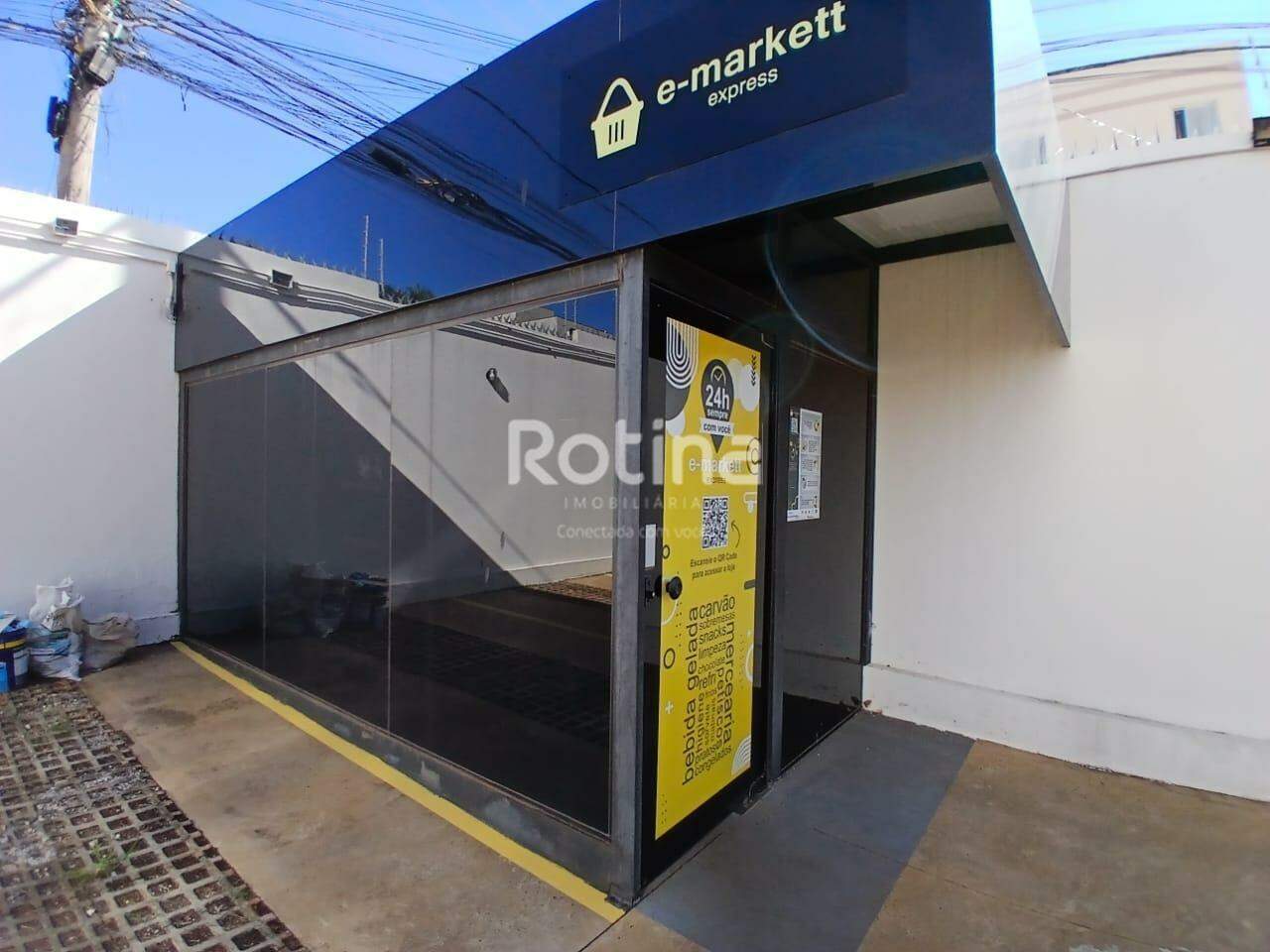 Apartamento para alugar, 3 quartos em Uberlândia no bairro Umuarama no valor de R$ 2.200,00 - Rotina Imobiliária: 