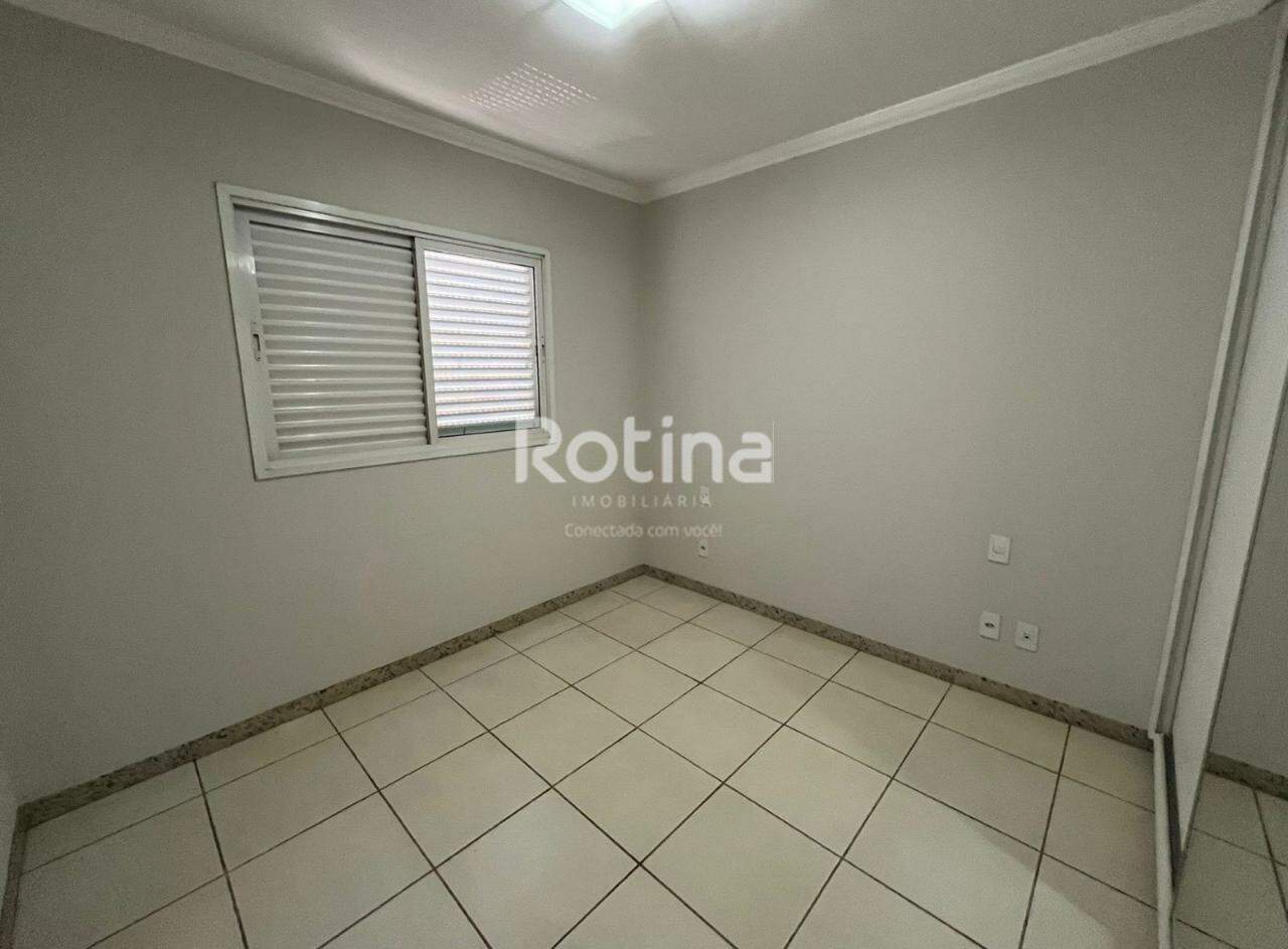 Apartamento à venda, 3 quartos em Uberlândia no bairro Nossa Senhora Aparecida no valor de R$ 550.000,00 - Rotina Imobiliária: 