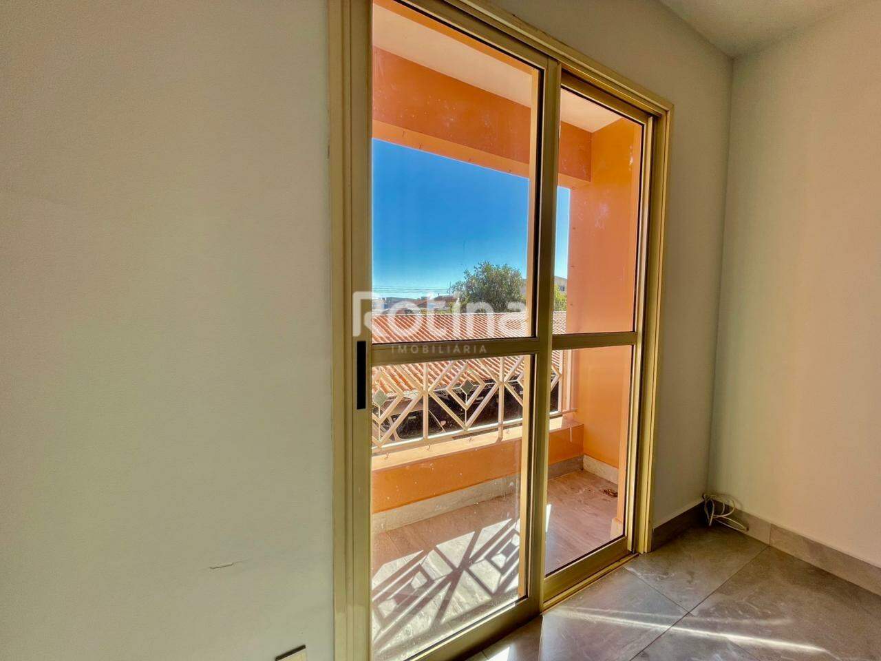 Apartamento à venda, 3 quartos em Uberlândia no bairro Martins no valor de R$ 410.000,00 - Rotina Imobiliária: 