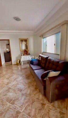 Casa à venda, 3 quartos em Uberlândia no bairro Tibery no valor de R$ 480.000,00 - Rotina Imobiliária: 