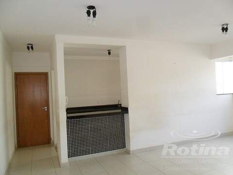 Apartamento à venda, 2 quartos em Uberlândia no bairro Alto Umuarama no valor de R$ 300.000,00 - Rotina Imobiliária: 0527820b.jpg