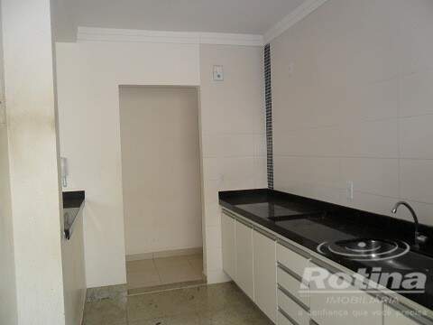 Apartamento à venda, 2 quartos em Uberlândia no bairro Alto Umuarama no valor de R$ 300.000,00 - Rotina Imobiliária: 0527820d.jpg
