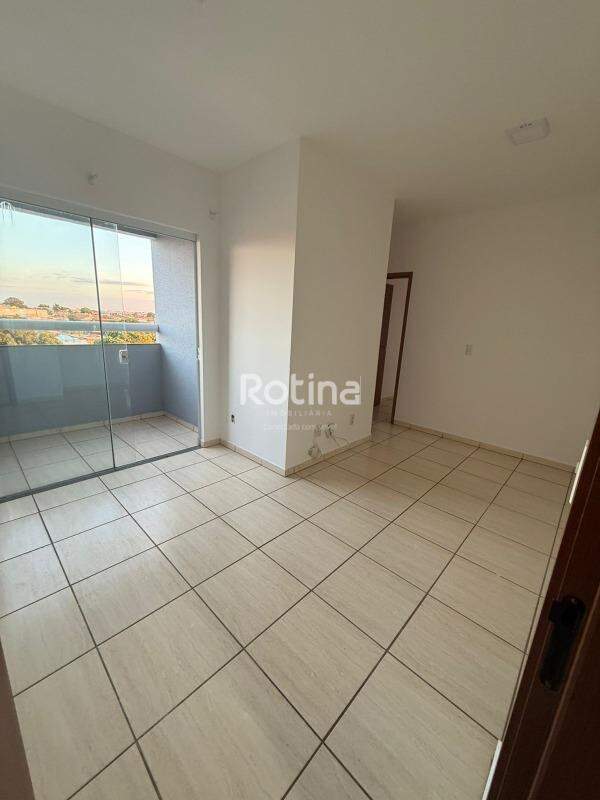 Apartamento à venda, 2 quartos em Uberlândia no bairro Jardim Brasília no valor de R$ 225.000,00 - Rotina Imobiliária: 