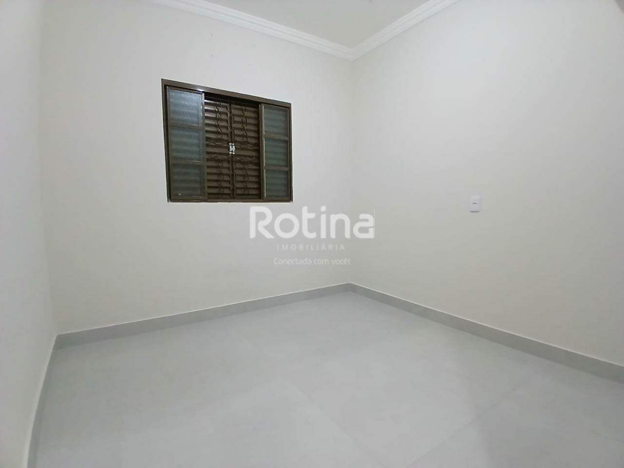 Casa para alugar, 3 quartos em Uberlândia no bairro São Jorge no valor de R$ 3.000,00 - Rotina Imobiliária: 