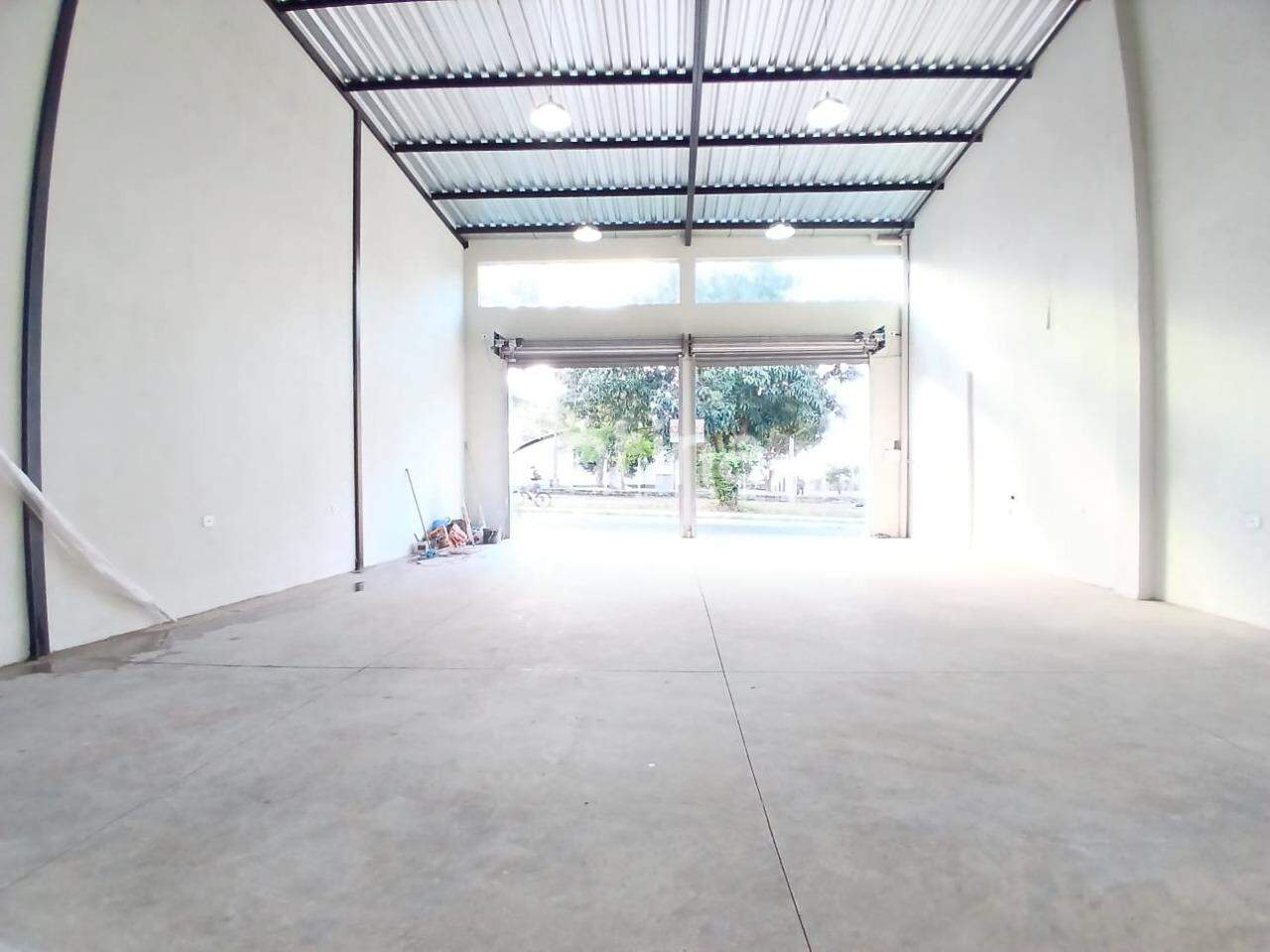 Galpão para alugar, em Uberlândia no bairro Jaraguá no valor de R$ 3.000,00 - Rotina Imobiliária: 