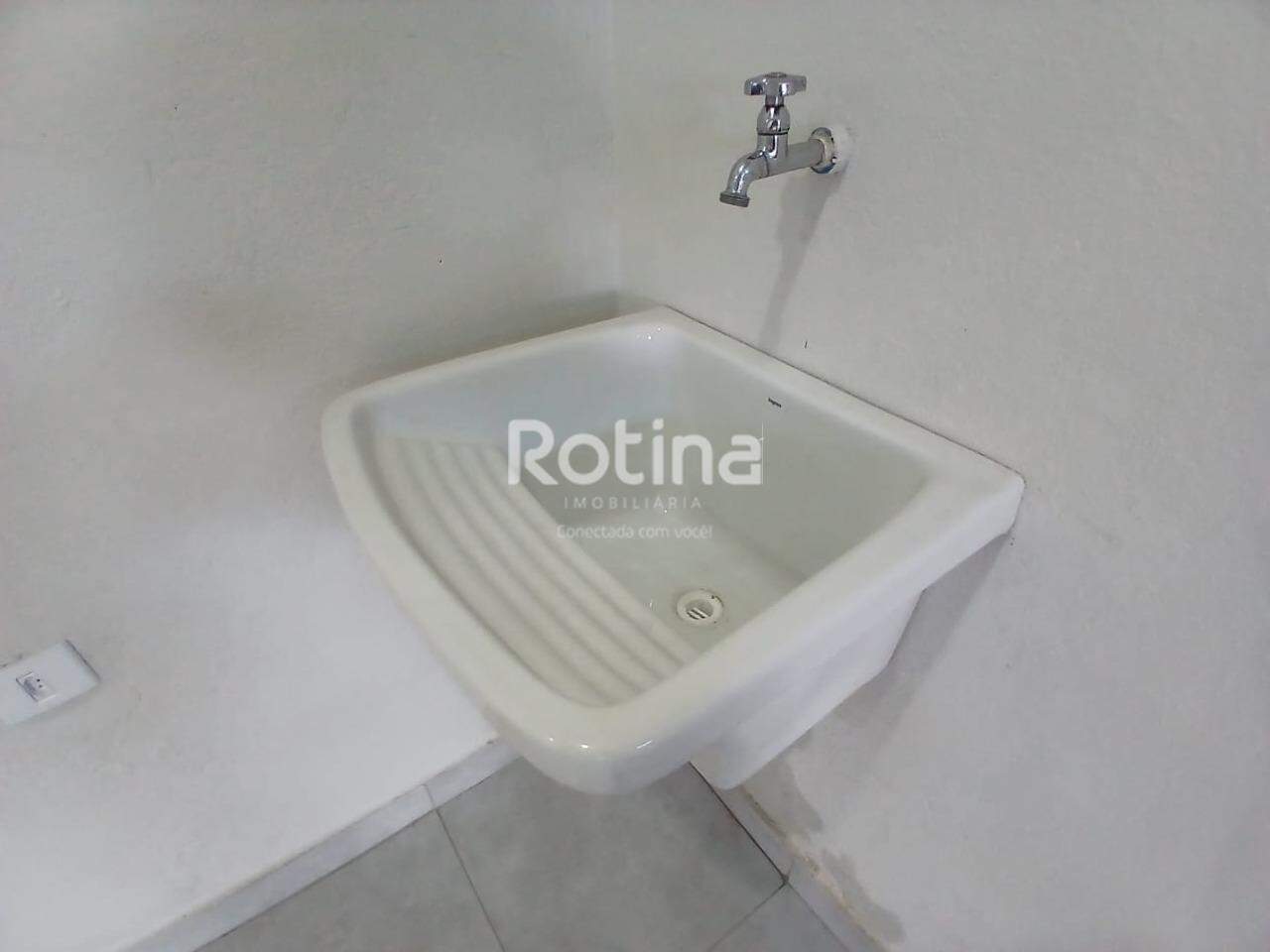 Galpão para alugar, em Uberlândia no bairro Jaraguá no valor de R$ 3.000,00 - Rotina Imobiliária: 
