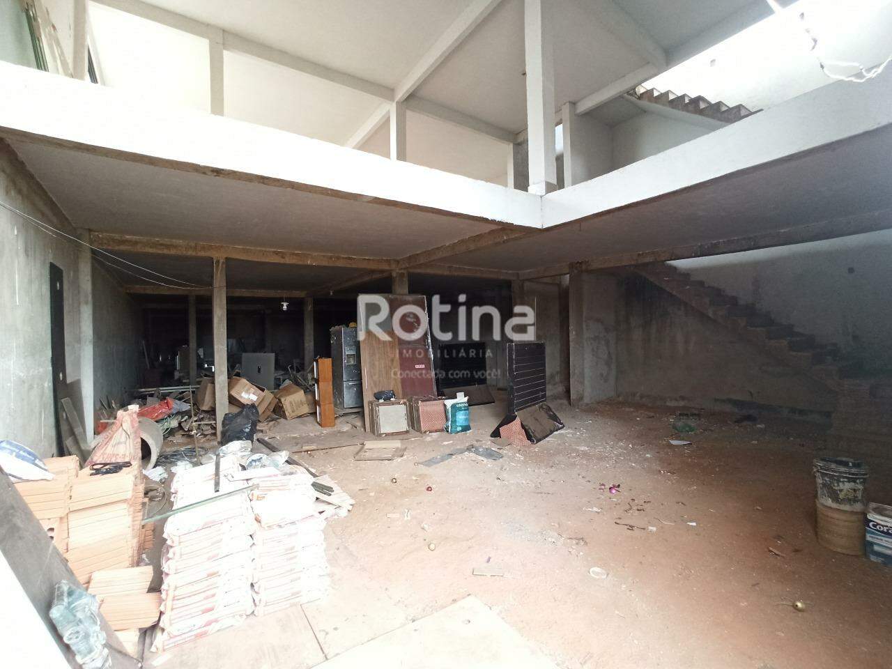Prédio Inteiro para alugar, em Uberlândia no bairro Tocantins no valor de R$ 20.000,00 - Rotina Imobiliária: 