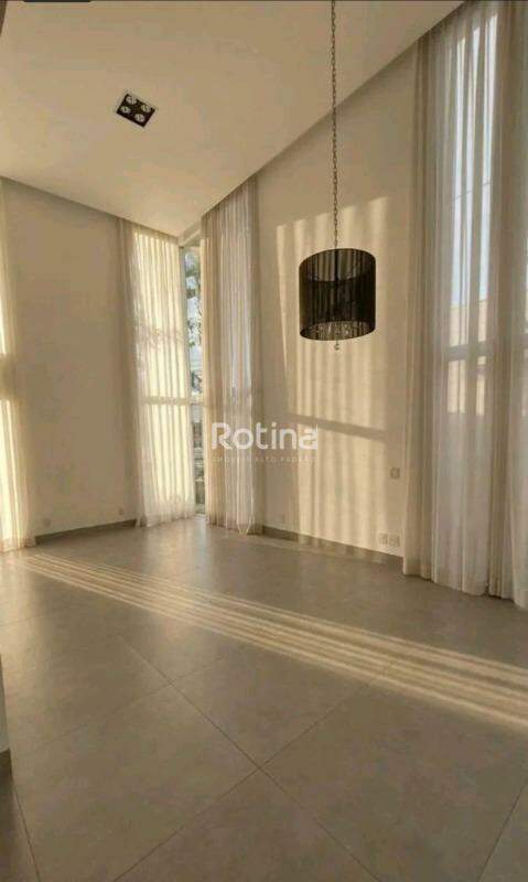 Casa Condomínio Fechado à venda, 3 quartos em Uberlândia no bairro Aclimação no valor de R$ 2.100.000,00 - Rotina Imobiliária: 