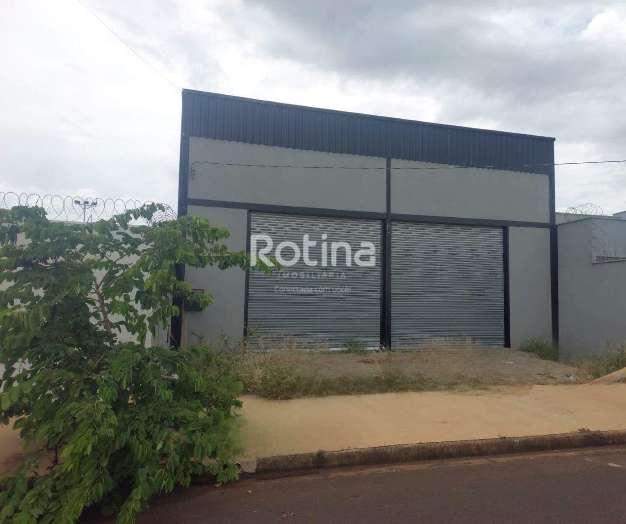 Galpão à venda, em Uberlândia no bairro Novo Mundo no valor de R$ 950.000,00 - Rotina Imobiliária: 