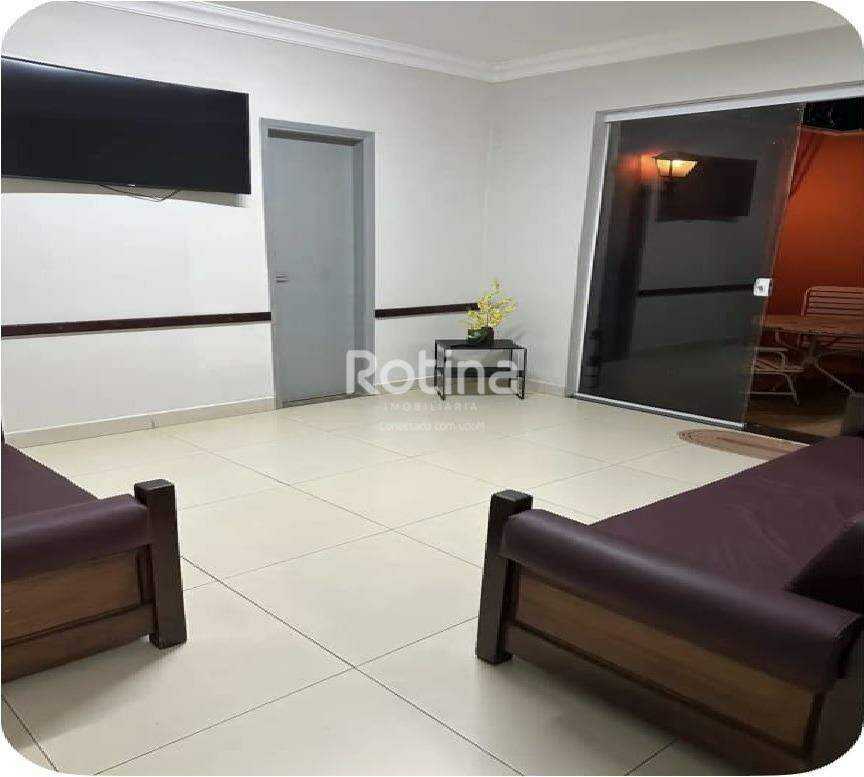 Casa para alugar, 2 quartos em Uberlândia no bairro Patrimônio no valor de R$ 4.000,00 - Rotina Imobiliária: 