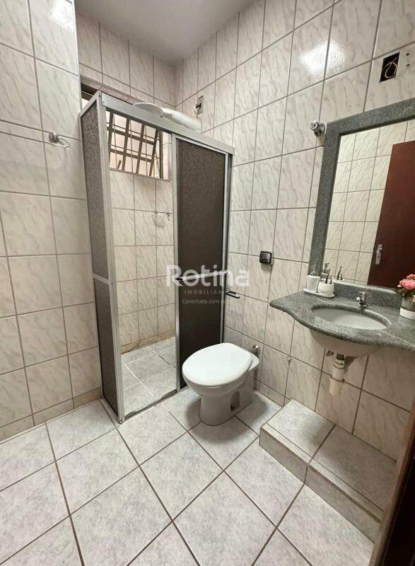 Apartamento para alugar, 3 quartos em Uberlândia no bairro Brasil no valor de R$ 3.000,00 - Rotina Imobiliária: 