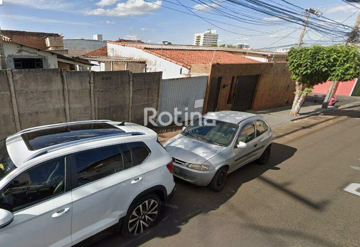 Terreno à venda, em Uberlândia no bairro Nossa Senhora Aparecida no valor de R$ 350.000,00 - Rotina Imobiliária: 
