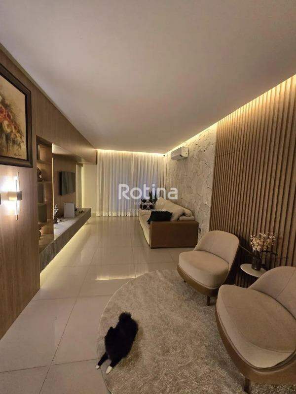 Apartamento à venda, 3 quartos em Uberlândia no bairro Morada da Colina no valor de R$ 1.350.000,00 - Rotina Imobiliária: 