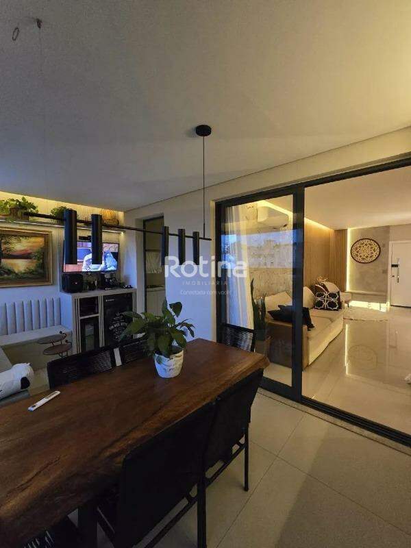 Apartamento à venda, 3 quartos em Uberlândia no bairro Morada da Colina no valor de R$ 1.350.000,00 - Rotina Imobiliária: 