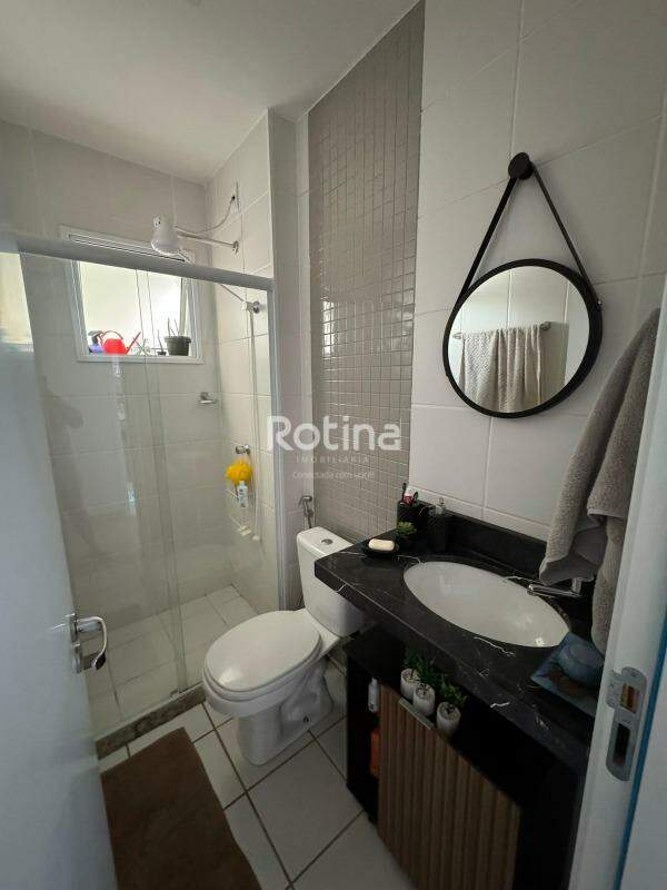 Apartamento à venda, 3 quartos em Uberlândia no bairro Laranjeiras no valor de R$ 420.000,00 - Rotina Imobiliária: 