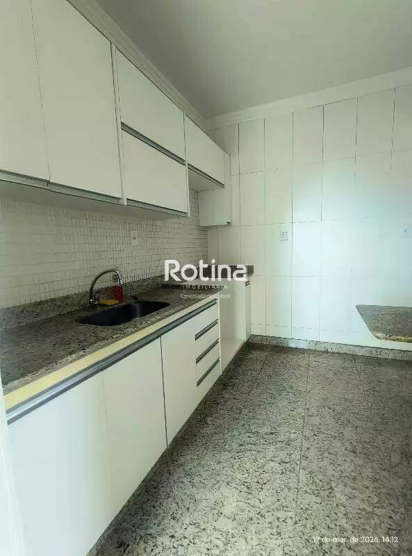 Apartamento à venda, 3 quartos em Uberlândia no bairro Jardim Finotti no valor de R$ 650.000,00 - Rotina Imobiliária: 