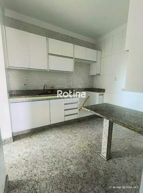 Apartamento à venda, 3 quartos em Uberlândia no bairro Jardim Finotti no valor de R$ 650.000,00 - Rotina Imobiliária: 