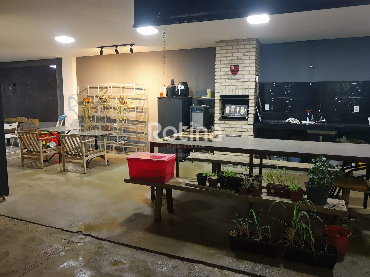 Casa à venda, 2 quartos em Uberlândia no bairro Cidade Jardim no valor de R$ 1.100.000,00 - Rotina Imobiliária: 
