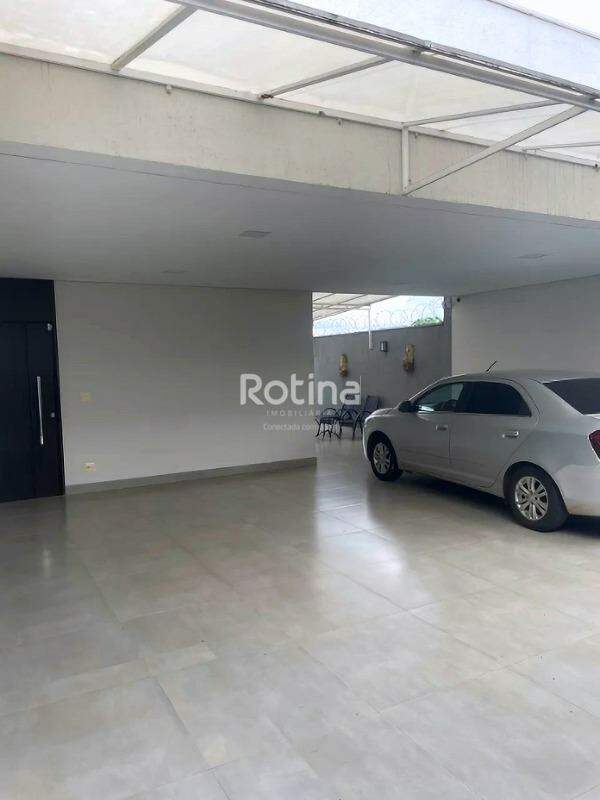 Casa à venda, 4 quartos em Uberlândia no bairro Jaraguá no valor de R$ 1.280.000,00 - Rotina Imobiliária: 