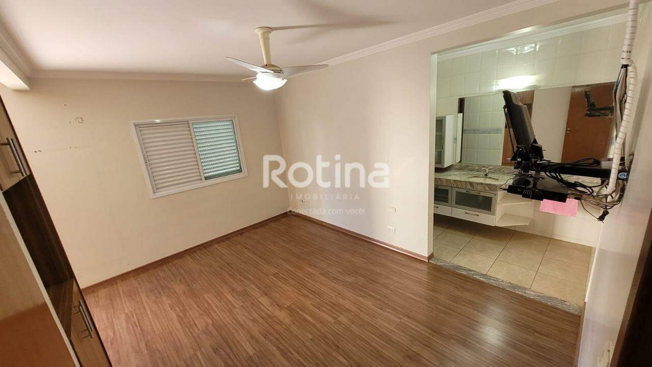 Casa à venda, 5 quartos em Uberlândia no bairro Lídice no valor de R$ 850.000,00 - Rotina Imobiliária: 