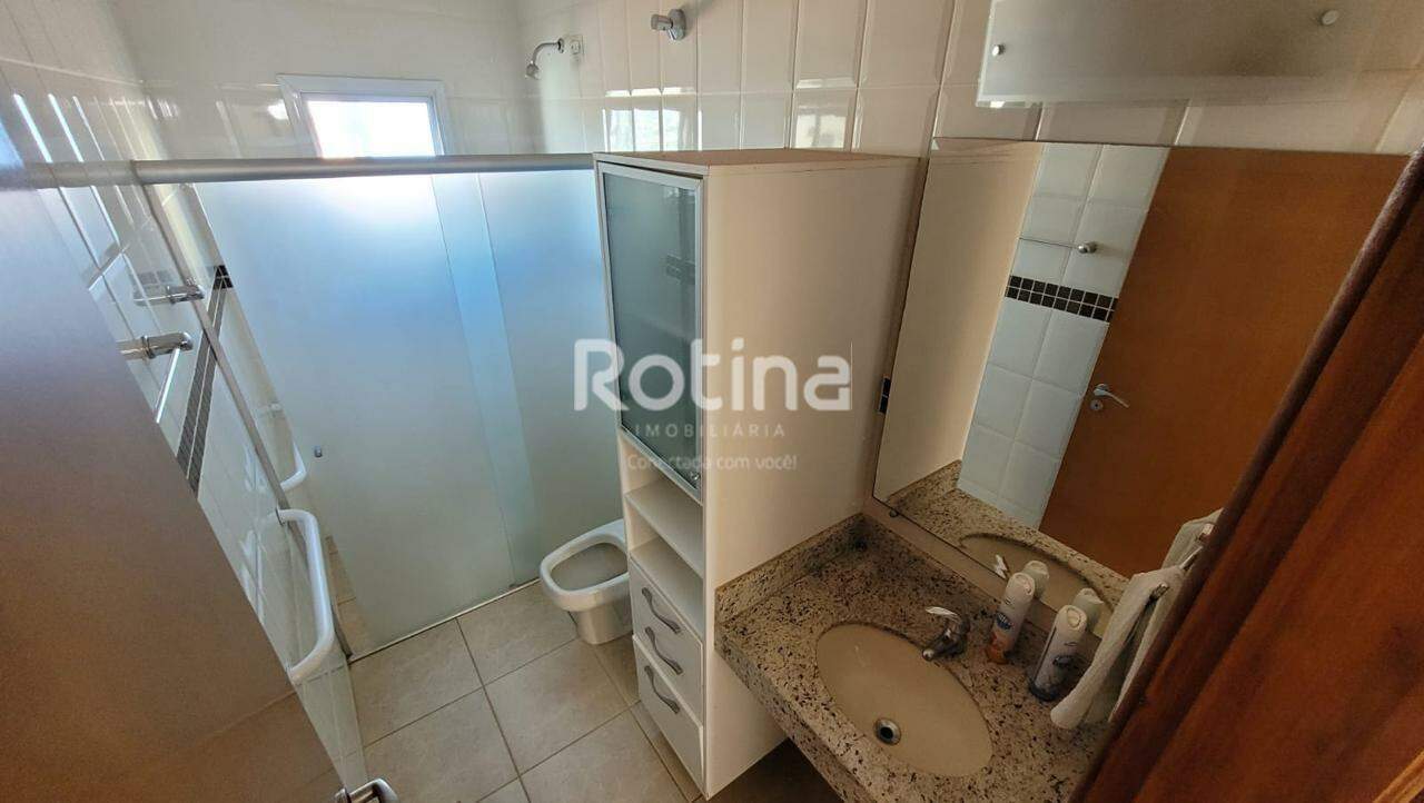 Casa à venda, 5 quartos em Uberlândia no bairro Lídice no valor de R$ 850.000,00 - Rotina Imobiliária: 