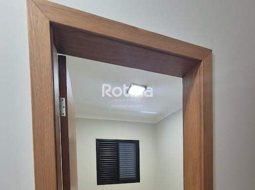 Casa à venda, 3 quartos em Uberlândia no bairro Novo Mundo no valor de R$ 490.000,00 - Rotina Imobiliária: 