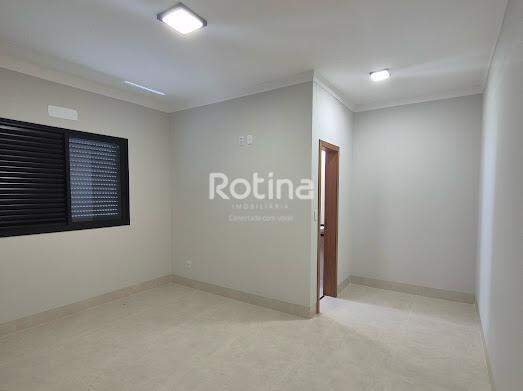 Casa à venda, 3 quartos em Uberlândia no bairro Novo Mundo no valor de R$ 490.000,00 - Rotina Imobiliária: 