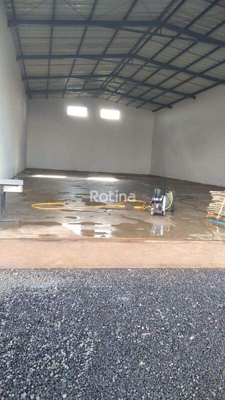Galpão para alugar, em Uberlândia no bairro Distrito Industrial no valor de R$ 9.500,00 - Rotina Imobiliária: 