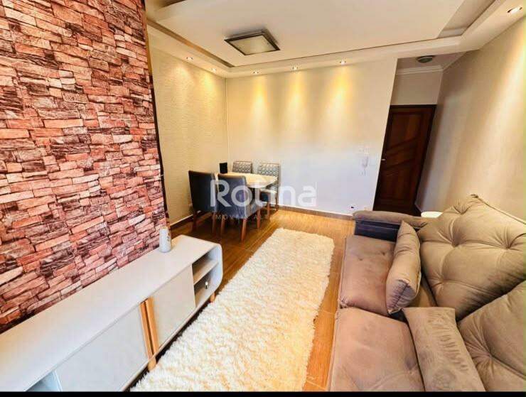 Apartamento à venda, em Uberlândia no bairro Santa Mônica no valor de R$ 300.000,00 - Rotina Imobiliária: 