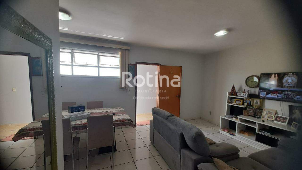Apartamento à venda, 2 quartos em Uberlândia no bairro Presidente Roosevelt no valor de R$ 260.000,00 - Rotina Imobiliária: 