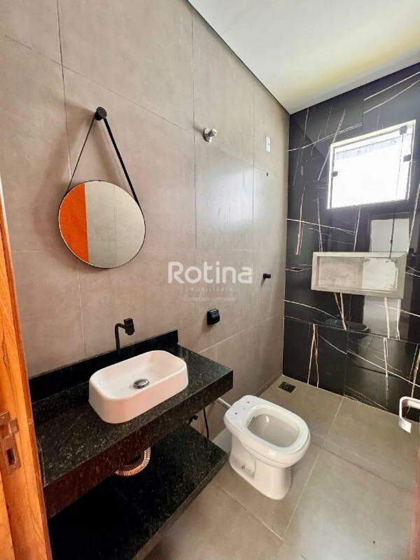 Casa à venda, 3 quartos em Uberlândia no bairro Jardim Canaã no valor de R$ 480.000,00 - Rotina Imobiliária: 