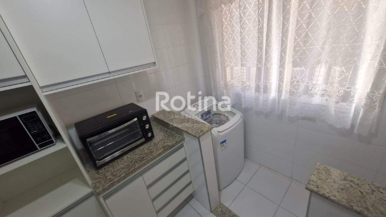 Apartamento para alugar, 2 quartos em Uberlândia no bairro Santa Mônica no valor de R$ 3.300,00 - Rotina Imobiliária: 