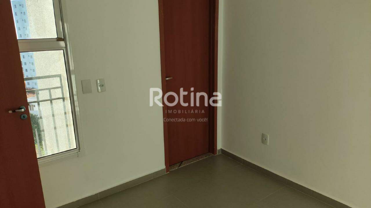 Apartamento para alugar, 3 quartos em Uberlândia no bairro Grand Ville no valor de R$ 2.000,00 - Rotina Imobiliária: 