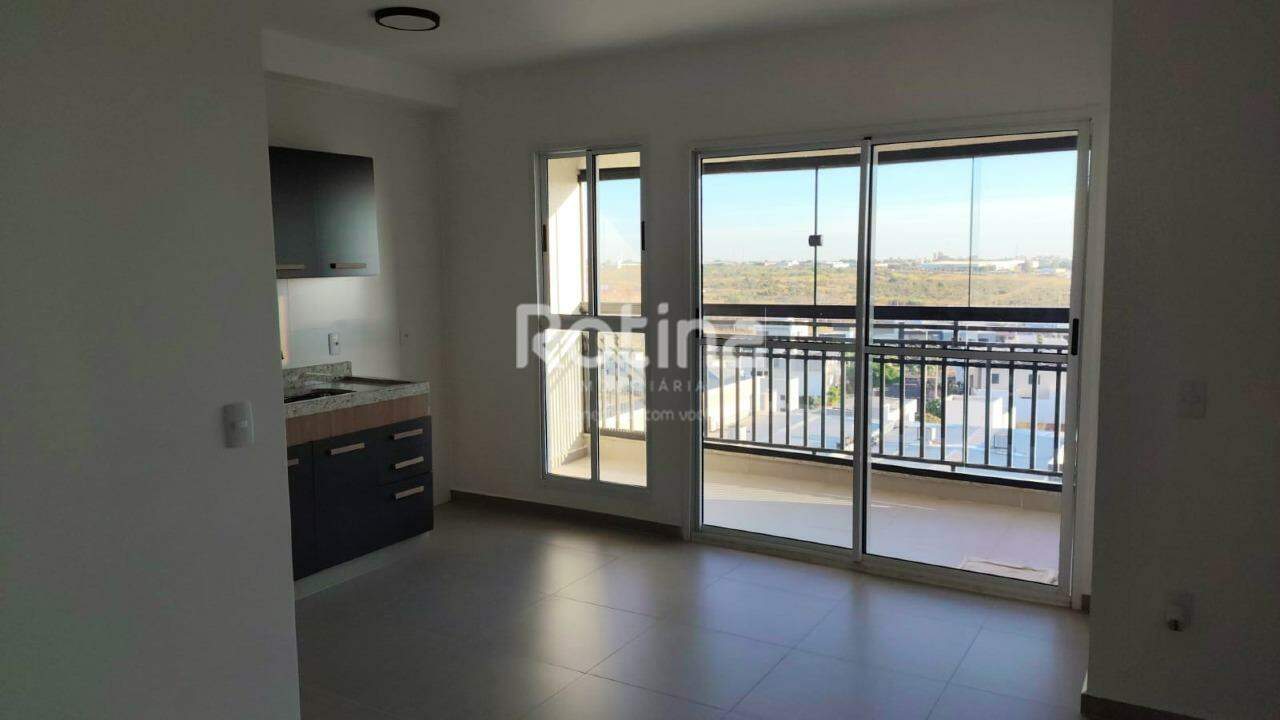 Apartamento para alugar, 3 quartos em Uberlândia no bairro Grand Ville no valor de R$ 2.000,00 - Rotina Imobiliária: 