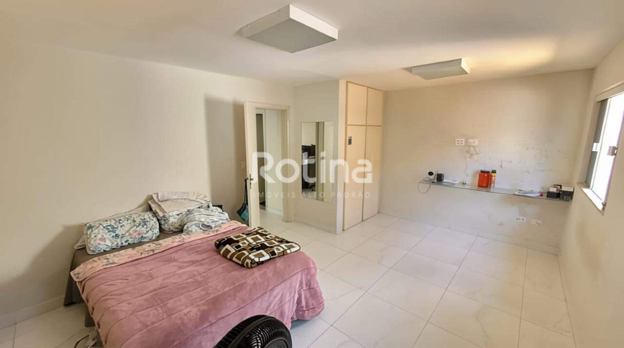 Casa à venda, 2 quartos em Uberlândia no bairro Cidade Jardim no valor de R$ 450.000,00 - Rotina Imobiliária: 