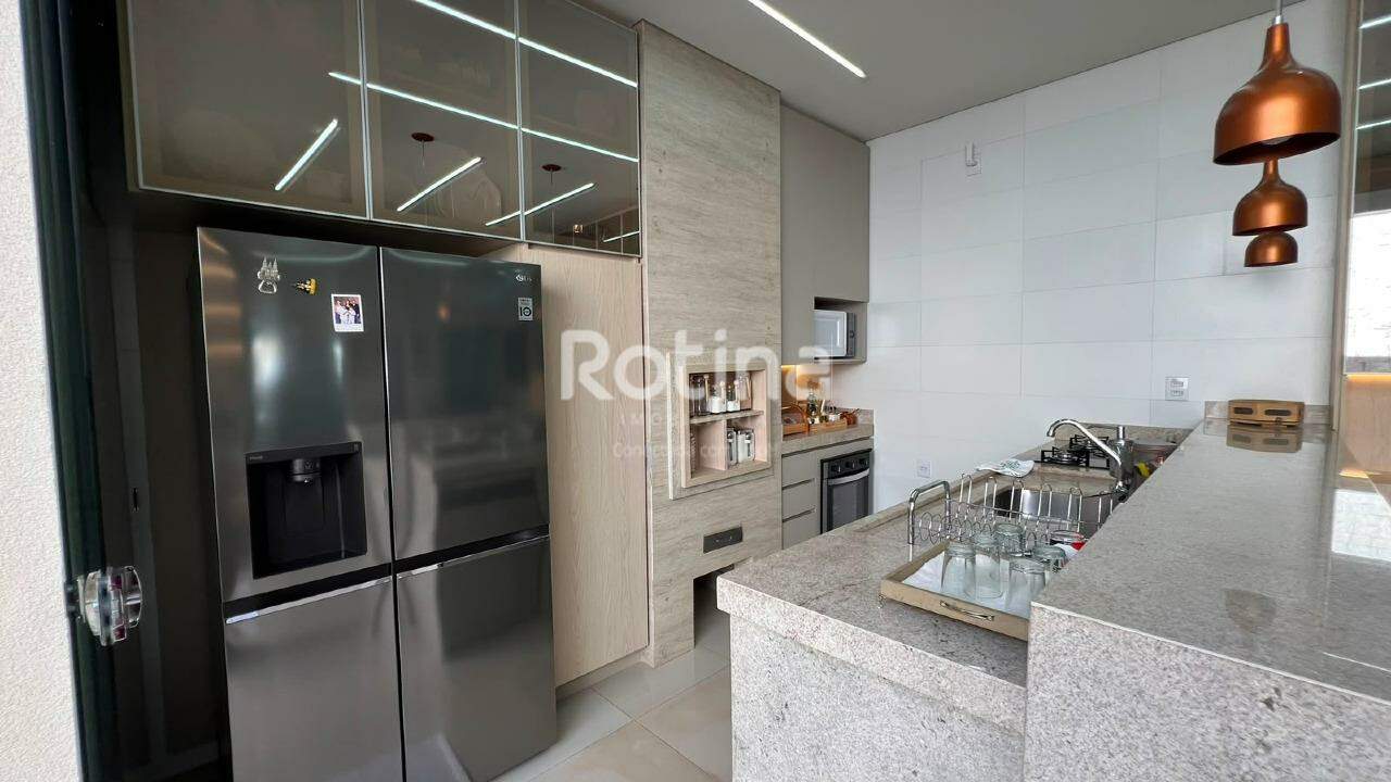 Casa Condomínio Fechado à venda, em Uberlândia no bairro Morada da Colina no valor de R$ 1.180.000,00 - Rotina Imobiliária: 