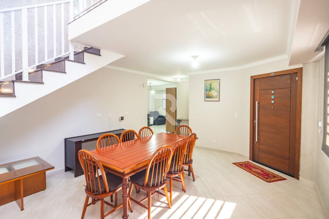 Casa Semi Mobiliada com 6 Quartos e 4 Vagas, Venda, 375 m² por R$ 1.850.000,00 - Santa Felicidade - Curitiba/PR miniatura 4