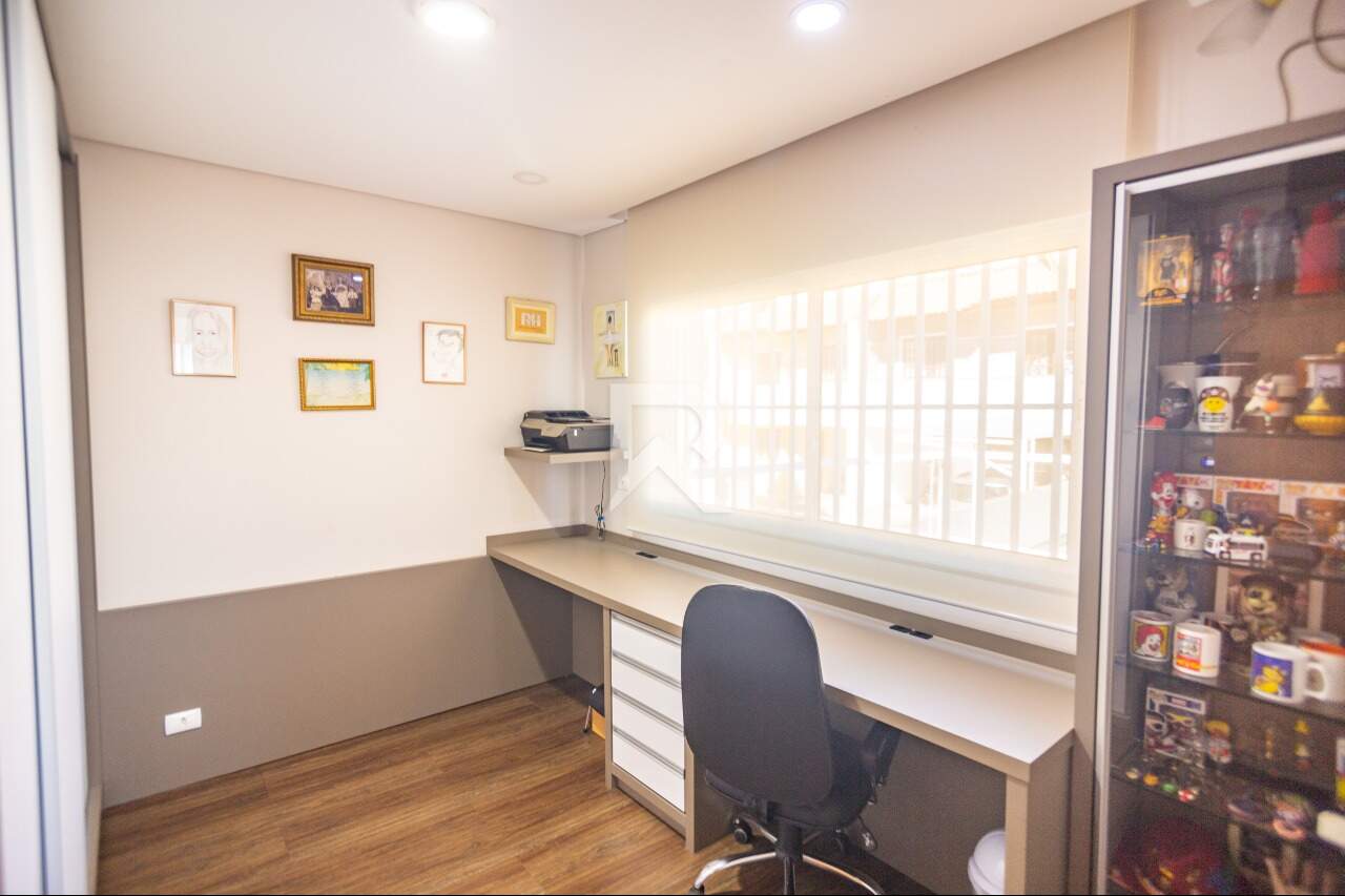 Casa Semi Mobiliada com 6 Quartos e 4 Vagas, Venda, 375 m² por R$ 1.850.000,00 - Santa Felicidade - Curitiba/PR miniatura 46