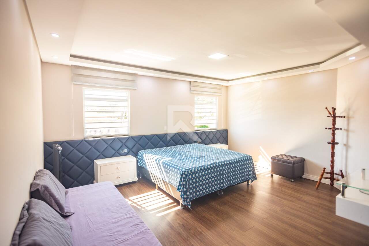 Casa Semi Mobiliada com 6 Quartos e 4 Vagas, Venda, 375 m² por R$ 1.850.000,00 - Santa Felicidade - Curitiba/PR miniatura 41