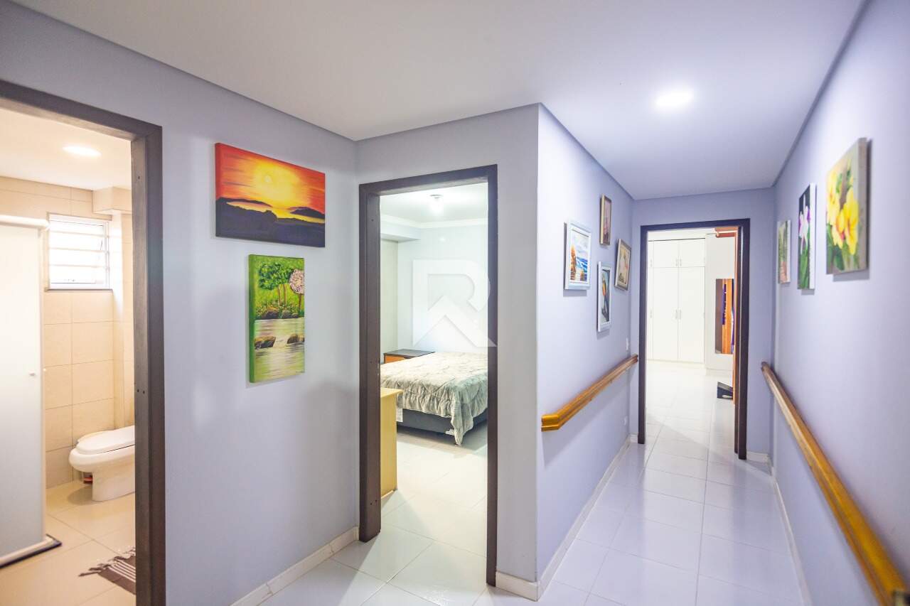 Casa Semi Mobiliada com 6 Quartos e 4 Vagas, Venda, 375 m² por R$ 1.850.000,00 - Santa Felicidade - Curitiba/PR miniatura 12