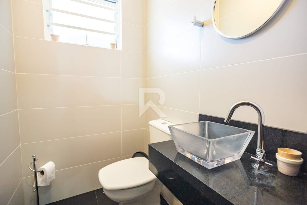 Casa Semi Mobiliada com 6 Quartos e 4 Vagas, Venda, 375 m² por R$ 1.850.000,00 - Santa Felicidade - Curitiba/PR miniatura 7