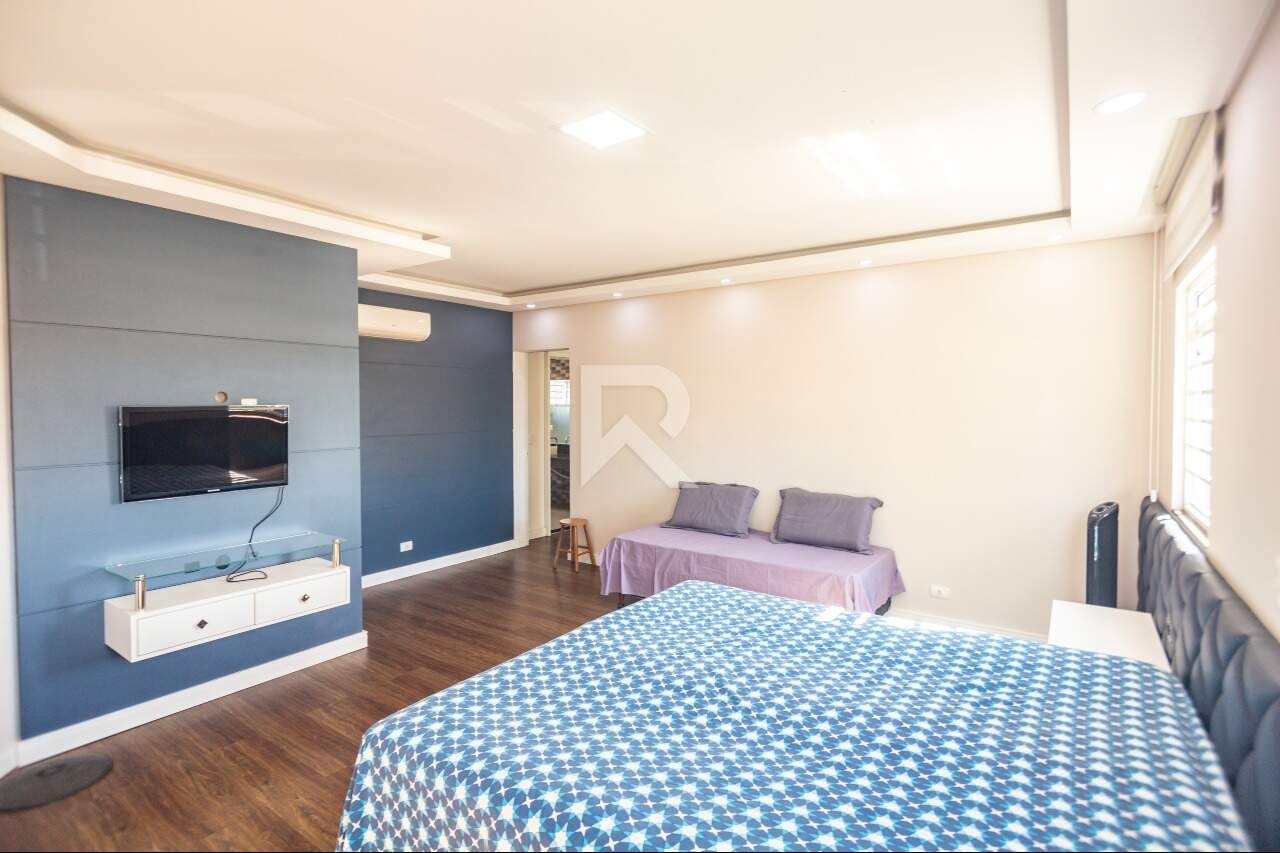 Casa Semi Mobiliada com 6 Quartos e 4 Vagas, Venda, 375 m² por R$ 1.850.000,00 - Santa Felicidade - Curitiba/PR miniatura 42