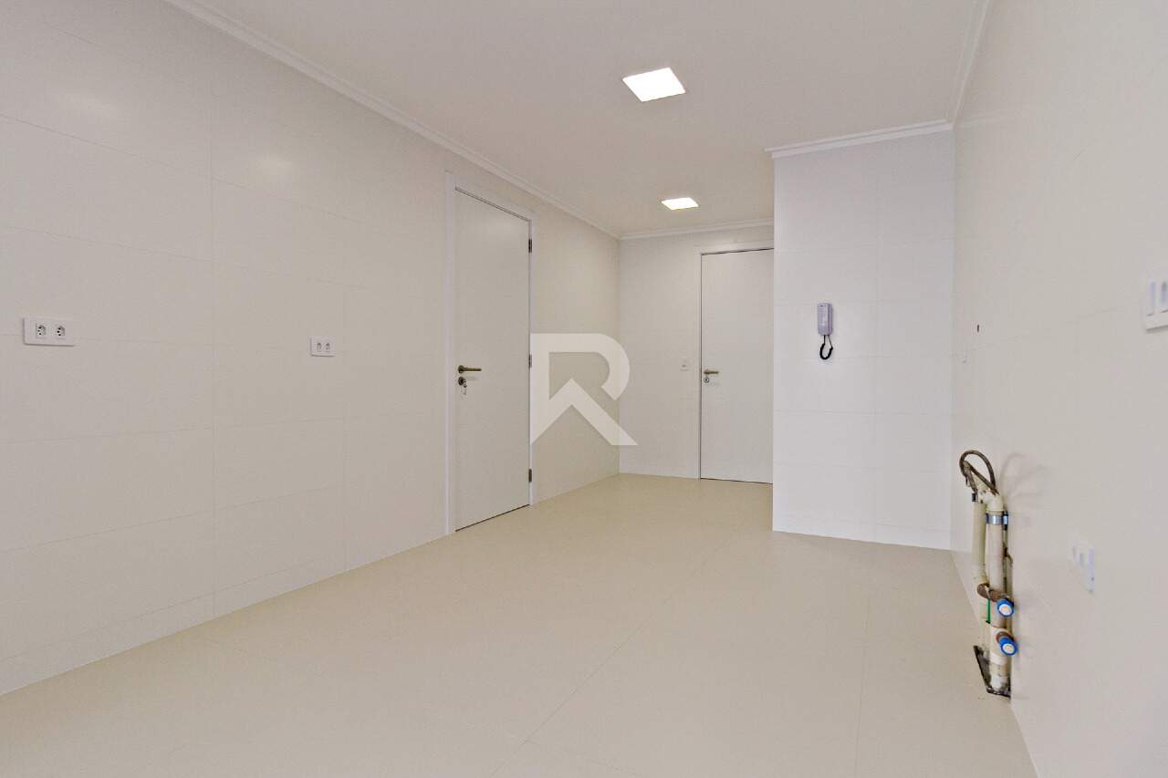 Apartamento Reformado com Churrasqueira, 4 Quartos, Venda, 189 m² - Juvevê - Curitiba/PR miniatura 8