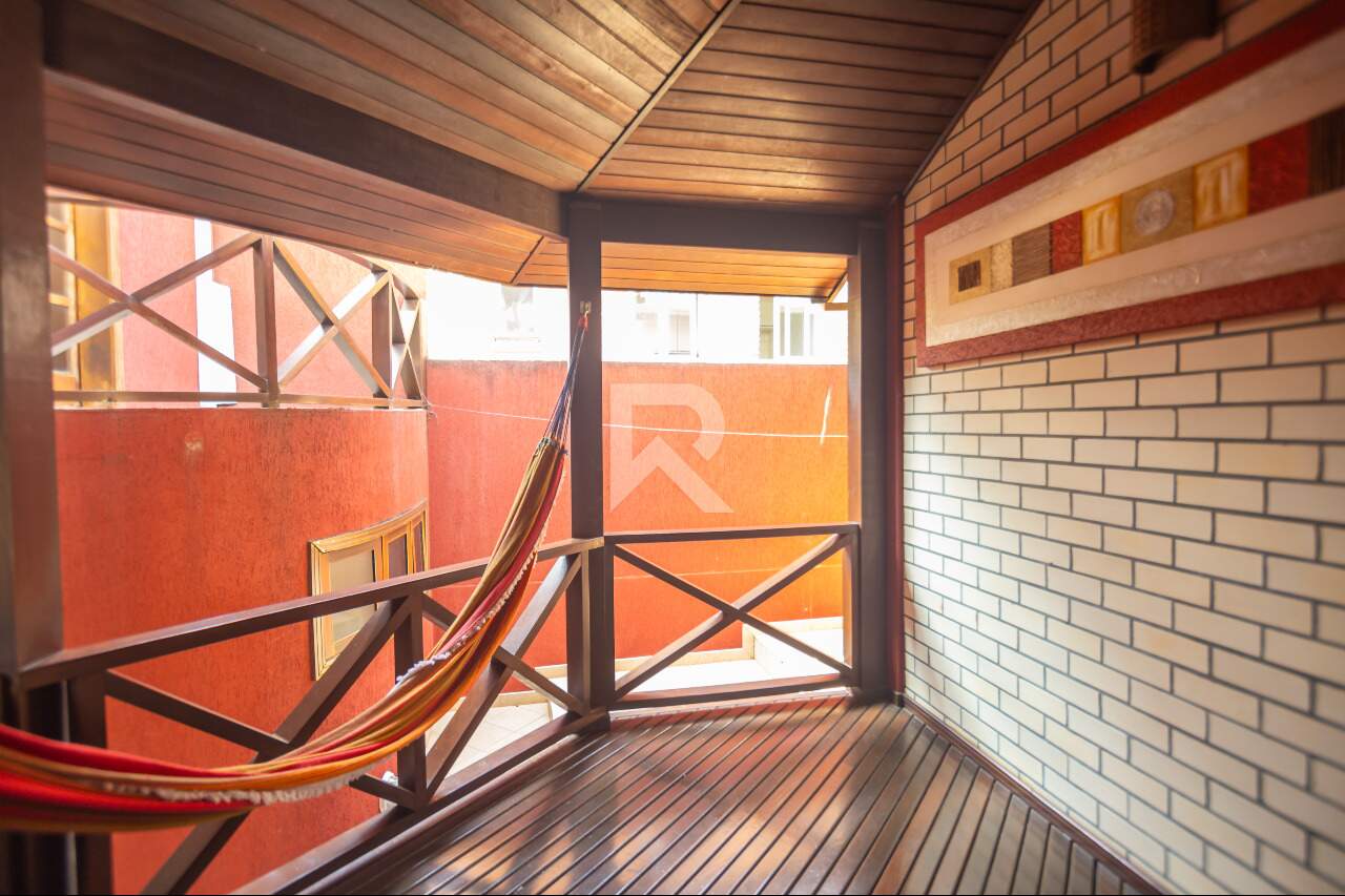 Casa Luxuosa com Adega e Escritório, 3 suítes, 300 m² - Venda - Santa Felicidade - Curitiba/PR miniatura 23