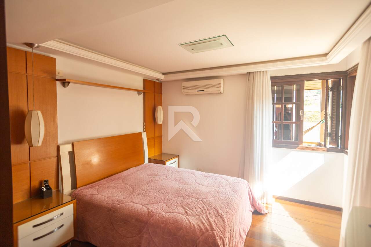 Casa Luxuosa com Adega e Escritório, 3 suítes, 300 m² - Venda - Santa Felicidade - Curitiba/PR miniatura 21